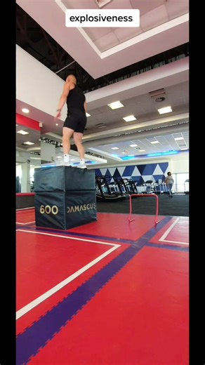 maximum effort!! #FitJourney #FitGoals #FitInspiration #HomeWorkout #WorkoutAtHome #NoShortcuts #HomeFitness #FitFun