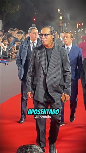 🚨 RONALDINHO GAÚCHO the wizard IS BACK! 😱#soccer #soccertrivia