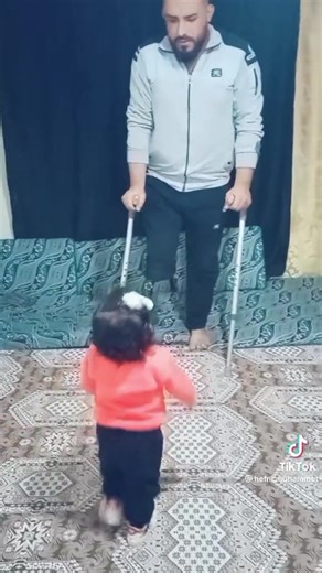5.7M views · 333K reactions | قيل في البنات  لا يزال الرَّجل عقيمًا من الذّراري؛ حتى يُوهب البنات، وإن كان له مئة من الأبناء | النائب الظهراوي | Facebook