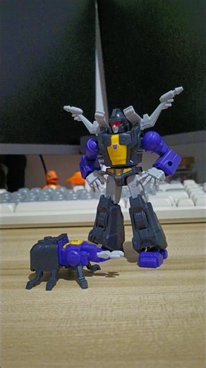 Quick Review Transformers Shrapnel by Blokees! #transformers #blokees
