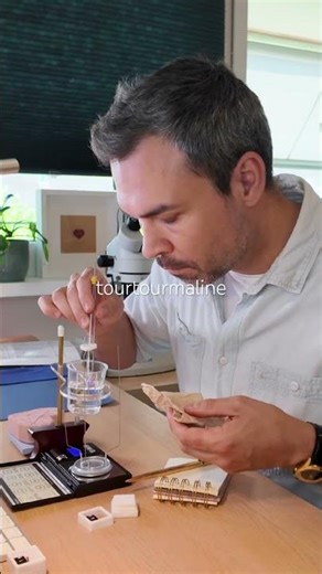 Specific gravity on gems under 1 carat / Gemology test