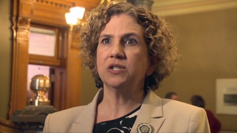 'Fearless advocate': Iowa State Sen. Claire Celsi dies at 59