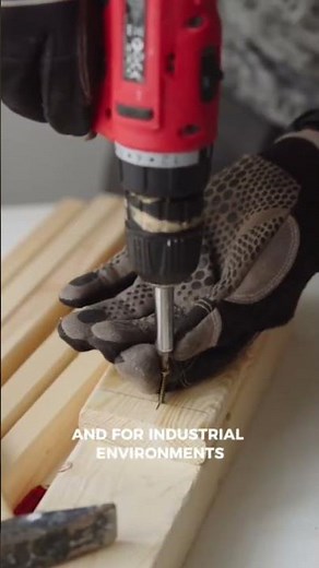 Best Winter Work Gloves for Cold U.S. Jobsites | Grip, Insulation & Protection