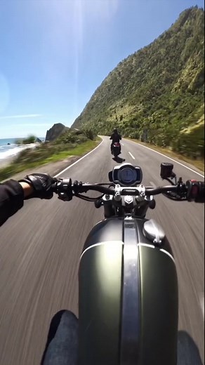 Crusing the coast of New Zealand 😎 Filmed with our Vertical GoPro Mount 📷: @DB_Sevenmoto #motomounts #fyp #motovlogger #shoei #gopro #motovlog #newzealand #triump #triumphmotorcycles #verticalmount