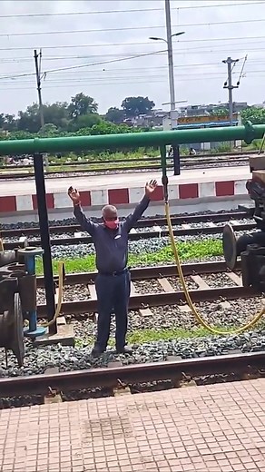 Train car coupling process | Tech Treasures