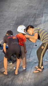 25K views · 611 reactions | Developing jockeys under 12 years of age by competing in 100 meter races in the 49 cc two-stroke engine class. The children are very talented. #jumphol #channel | Jumphol Channel | Facebook