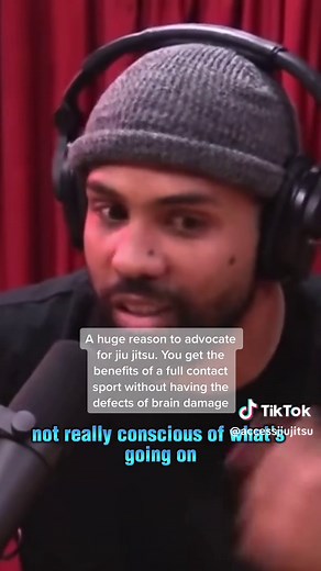 Arian Foster and Joe Rogan discuss the reality of full contact sports and brain damage 👇🏼 #jiujitsu #cte #braindamage #fullcontactsports #football #footballtiktok #jiujitsutiktok #fyp #safety