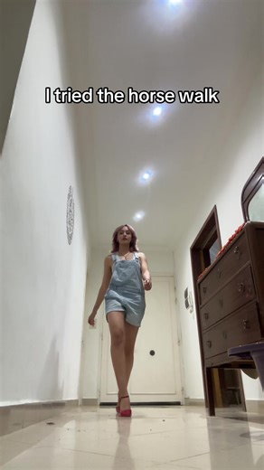 I tried the horse walk 😂❤️ #horsewalk #modeling #fyp