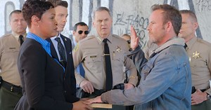 "Deputy": Stephen Dorff Balances Shootouts & Staff Meetings [Preview]