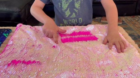 Weighted Lap Pad for Kids - 5lb Sensory Lap Blanket with Sequin Flip Fabric for Tactile Stimulation Engagement - Sensory Companion for Everyday Use