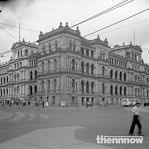 Treasury Building William Street, Brisbane City, Brisbane https://thennnow.com.au/treasury-building-4 ---------- 1947 - © Brisbane City Council 2019 - © Nick Verburgt ---------- #thennnow #thennnowcomau #timetravel #visitbrisbane #brisbane #teambne #viewsofbrisbane #brisbaneanyday #discoverbrisbane #brisbanecity #thisisbrisbane #thisisqueensland #loveyouqueensland Brisbane Brisbane City Brisbane City Council State Library of Queensland Visit Brisbane Vintage Queensland Lost Brisbane ABC Brisbane