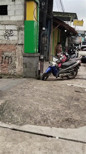 Bantuan Beras untuk Bapak dari Yayasan Amal Peduli Nusantara