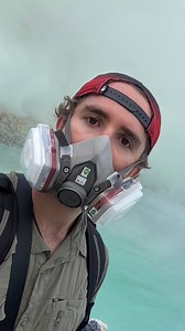 378K views · 15K reactions | ¿El Lago Más Hermoso del Mundo? Está DENTRO DE UN VOLCÁN 勞 |Ljen, Java  #ljen #ljenvolcano #java #indonesia #volcan #volcanos #bluefire #paraiso #toxico #azufre #lago #lake #azul #explosion #crater #oppenheimer | Alpha Expeditions | Facebook