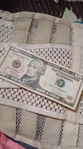 Exploring the Details of a $10 Bill