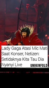 Usai bikin histeris Coachella & Mexico City dengan album "Mayhem", Lady Gaga siap menggempur Singapore selama 4 hari! Sempat ada insiden mic mati yang membuktikan kualitas vokal LIVE-nya. Salut juga dengan semangatnya yang luar biasa meski punya fibromyalgia, tetap tampil all-out dengan visual ikonik dan crew dancenya yang keren. Singapore, siap-siap jadi saksi sejarah! 🤘 #LadyGaga #Mayhem #Konser #Singapura | INFO UNIK #1