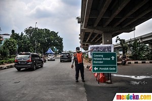 Foto : Rekayasa Lalu Lintas Off Ramp Jatiwaringin Tol Becakayu