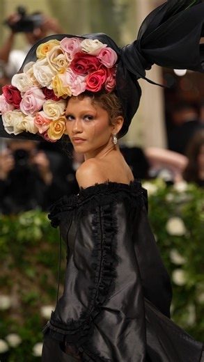 197 reactions | Salty snacks and giant hats. Well, they do say it’s all about the finishing touches, and the Met Ball never disappoints. Special mention to @olivier_rousteing for using his own face for outfit inspiration. We see you! | Sunday Times Style | Facebook