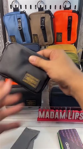 1pc Men's and women's versatile casual small hanging bag Small Pouch Tooling Style Coin Purse Key Bag