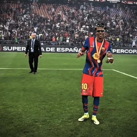 LA CAMISA 🏟️🐐|•| #edit #fly #futbol #ronaldinho #magia #xd #nose #goat #prime #apoyo #cr7 #neymar