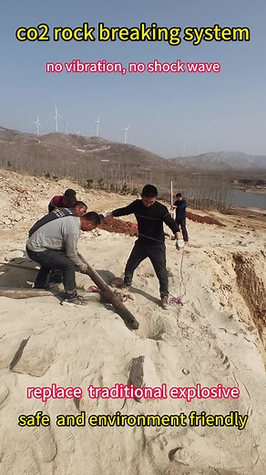 #newgasexpansionrockblasting #co2rockblasting #drillingandblasting #co2gasousrockblasting