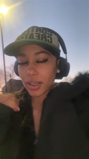 Irissss (@xiris_xxx)’s videos with original sound - Irissss