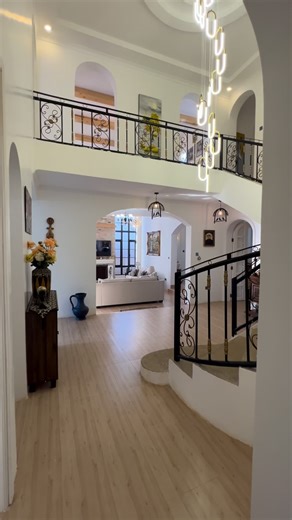 Smart Choice Property Market on Instagram: "https://smartchoicepropertyke.com/ Kiambu Road Njathaini New 4 bedrooms with 2sqs all ensuite house for sale off Kiambu road sitting on a quarter acre plot. Sale Kes 70 Million Furnished Kes 75 Million Features; - All bedrooms ensuite - Family room - Office - Fitted kitchen For more details and viewing contact us on 0703164899"