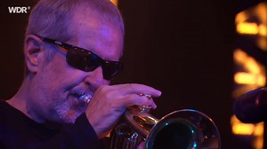 34K views · 957 reactions | Steve Gadd - Drums Michael Landau - Guitar Travis Carlton - Bass Larry Goldings - Keyboards Walt Fowler – Flugelhorn, Trumpet Steve Gadd Band - Way Back Home (2023) | Jazz Fusion | Facebook