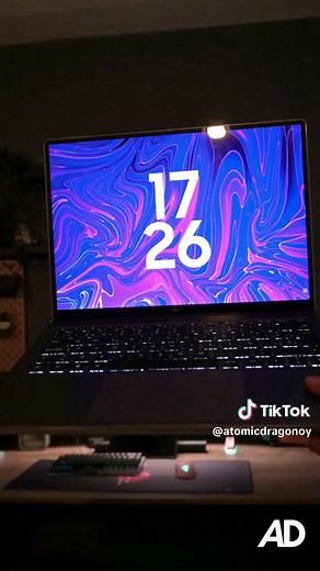 Personaliza tu Windows 11 con este reloj fácil