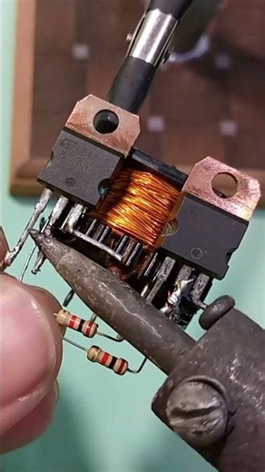 13005 Transistor Inverter Circuit_Simple Inverter