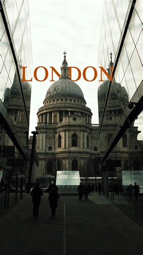 St Paul's Cathedral: A Modern View from One New Change