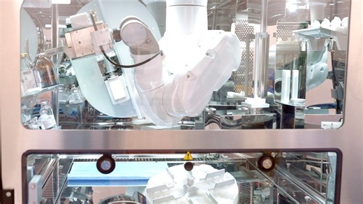 Un robot per preparare i farmaci del reparto oncologico. Alle Molinette di Torino Hapoteca Chemo diminuirà errori e rischio infezioni