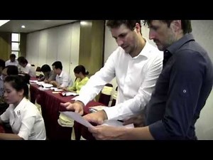 How to conduct a SWOT analysis with a strategic orientation round