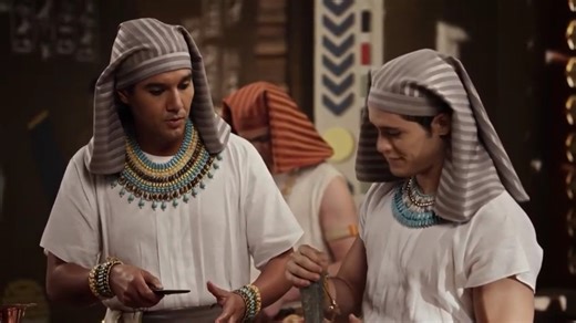 40K views · 587 reactions | MOISES Y LOS 10 MANDAMIENTOS CAP 143- Temporada 1 - Yunet sigue atormentando a Henutmire | Series Biblicas 100% Recargados | Facebook