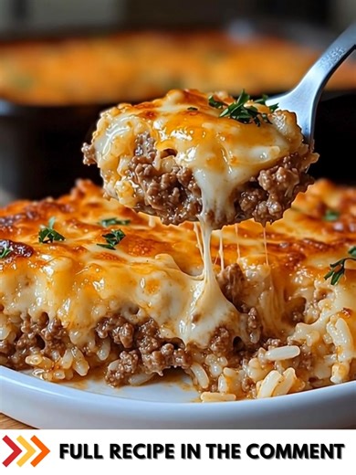 Cheesy Ground Beef and Rice Casserole🍚🥩 Ingredients: 1 pound ground beef 1 onion, diced 2 cloves garlic, minced 1 cup long-grain white rice, uncooked 2 cups beef broth 1 can (14.5 ounces) diced tomatoes, drained 1 teaspoon Italian seasoning Salt and pepper to taste 2 cups shredded cheddar cheese ........ Full Recipe in Coʍmеոτ 💬 👇 | Cook By Book