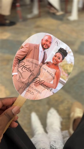 Essential Wedding Fan Program for December Weddings