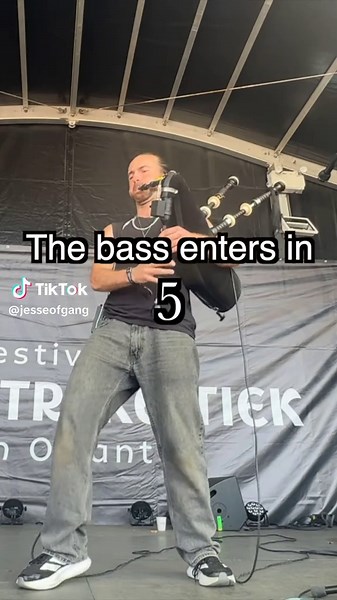 Electronic Jigs: Unique Bagpipe Sound in 9/8