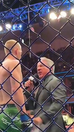 Had a great moment with Ian Machado Garry, this young man is bringing serious fire to the Octagon. Can’t wait to call his next one! Big cheers! #ufcfightnight | Bruce Buffer