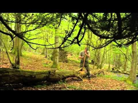 Making A Bow And Arrow And Fire With Stone Age Tools -Ray Mears (Bushcraft)