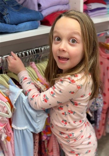 Okay so they did a little better tonight… and this time they didn’t even have to check the weather chart exactly, well kinda 👀🌤️ Progress is progress! 😅 #kidclothes #ootd #sisters #momsoftiktok #momlife