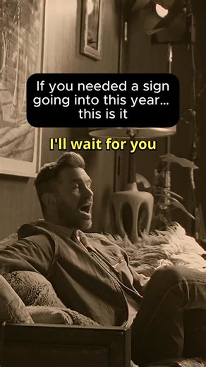 Let this song walk with you into the year. What are you not giving up on? Andy Grammer - Don’t Give Up On Me #AndyGrammer #DontGiveUpOnMe #NewYearInspiration #StayDetermined #BelieveInYourself | Andy Grammer