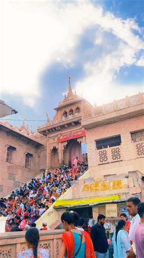 rocky bhai on Instagram: "🥰Masoom sharma new bajan bhajman radhe full bhajan oyt now❤️ #bhajman #radhe ❤️#Jap le Radha#❤️ # Hare Krishna Govind# @masoomsharmaofficia @sazal_jain_ @@edb_electro_dance_bhajan @nitikajainofficial"