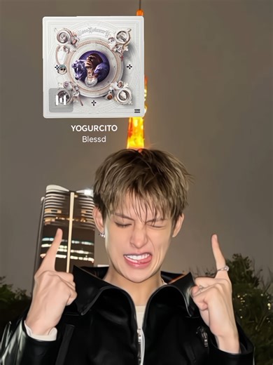 Discover the Besame Remix by Martin de Cortis