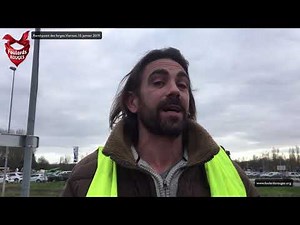 Bénédicte, Foulard rouge à la rencontre des Gilets jaunes