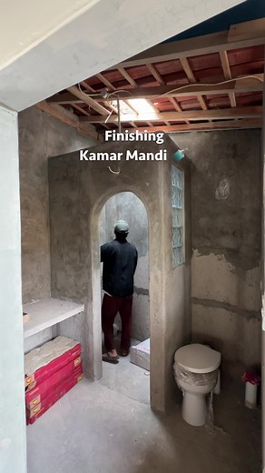Kamar Mandi Estetik 2x2m: Proses Pemasangan Keramik
