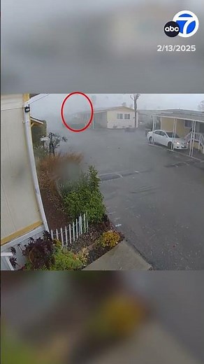 Tornado tears off roofs at Oxnard mobile home park