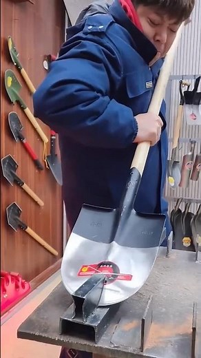 Tungsten steel shovel that WON’T break.