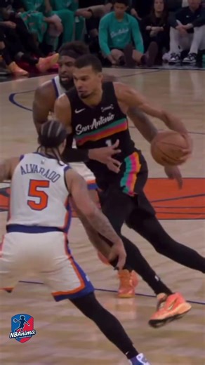 Victor Wembanyama in his true form. The Alien took flight: unreal dunk in New York👽🏀🗽#basketball