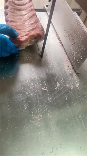 1.5K views | Mastering Meat Cutting： Easy Tips for Beginners! 數 #KitchenHacks_010 #MeatCutting | Fraxy Chef | Facebook