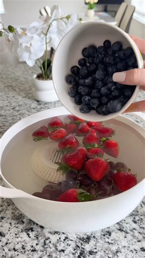 I Tested a Fruit Washing Machine and This Happened.