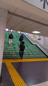 新宿駅 出口 東口（アルタ前・歌舞伎町方面）